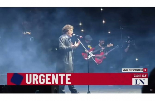 Президент Аргентины спел со сцены концертного зала для презентации своей книги (видео)